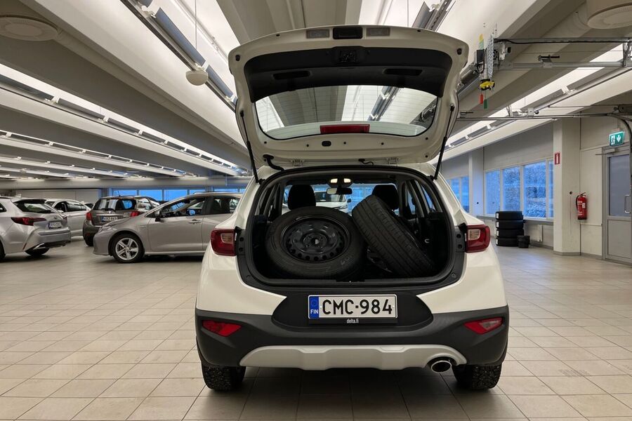 Kia Stonic vaihtoauto