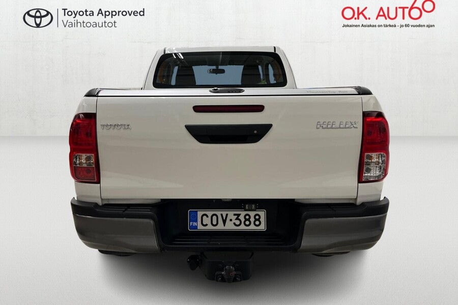 Toyota Hilux vaihtoauto