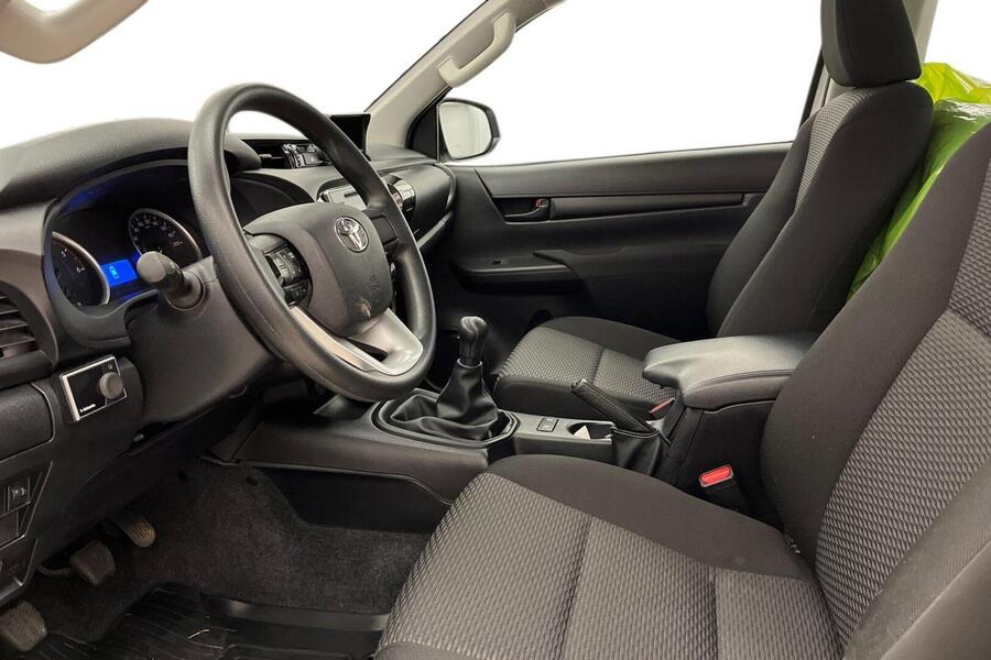 Toyota Hilux vaihtoauto