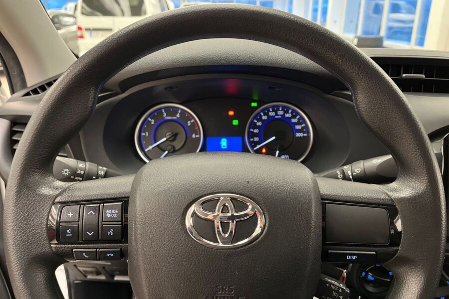 Toyota Hilux vaihtoauto