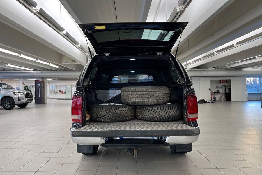 Volkswagen Amarok vaihtoauto