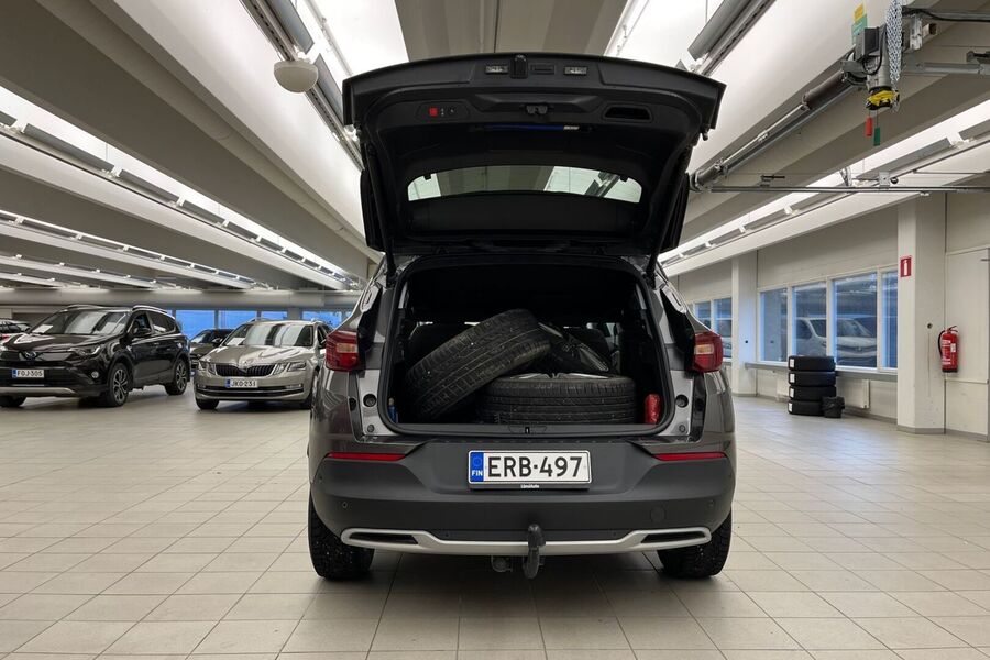 Opel Grandland X vaihtoauto