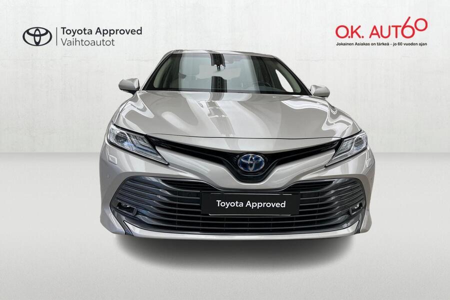 Toyota Camry vaihtoauto