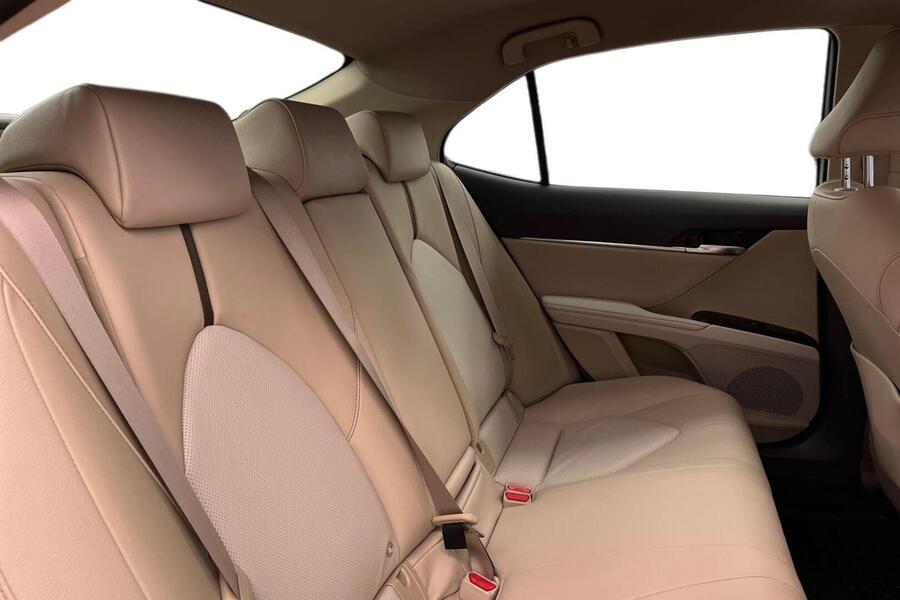 Toyota Camry vaihtoauto