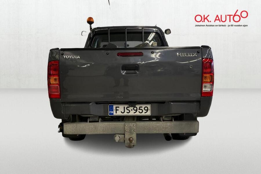 Toyota Hilux vaihtoauto