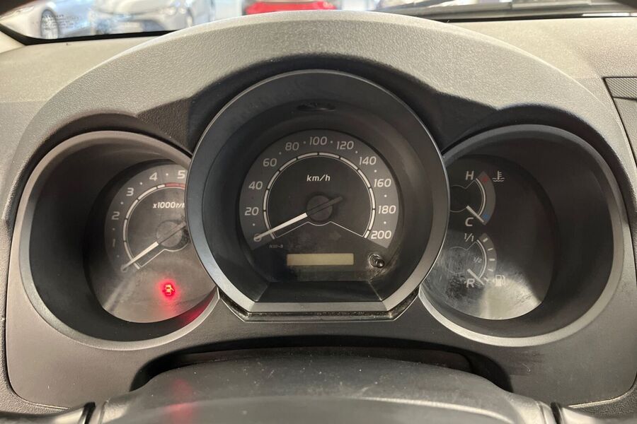 Toyota Hilux vaihtoauto