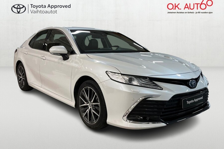 Toyota Camry vaihtoauto