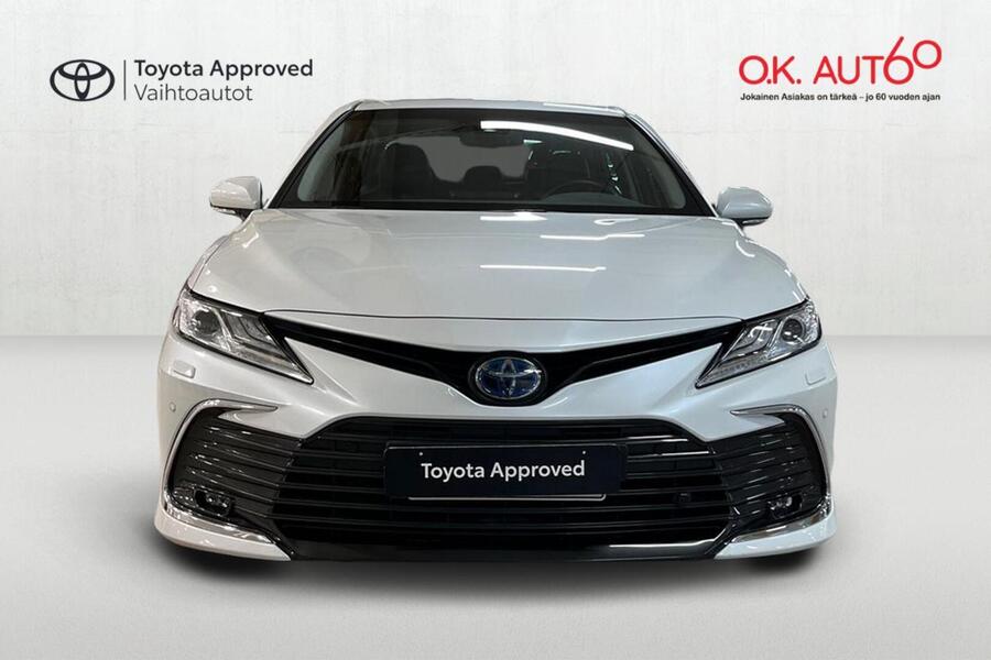 Toyota Camry vaihtoauto