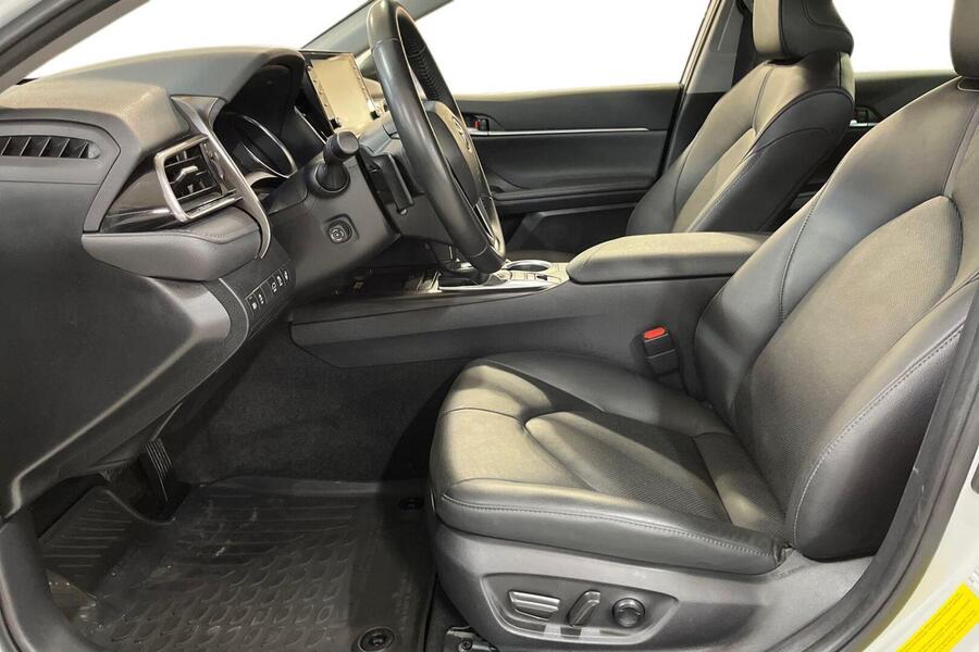 Toyota Camry vaihtoauto