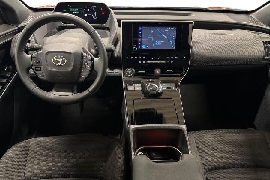 Toyota bZ4X vaihtoauto