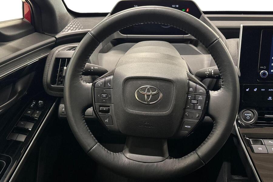 Toyota bZ4X vaihtoauto