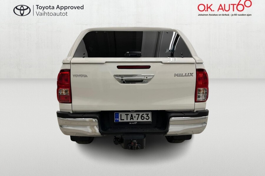 Toyota Hilux vaihtoauto