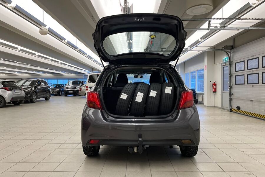 Toyota Yaris vaihtoauto