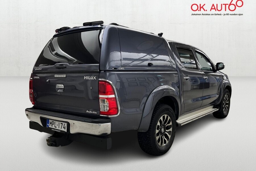 Toyota Hilux vaihtoauto