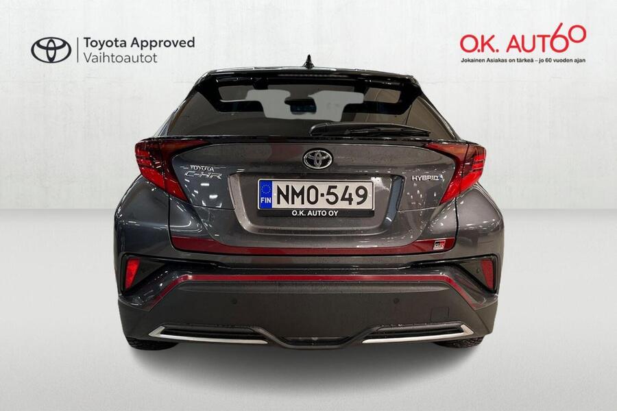 Toyota C-HR vaihtoauto