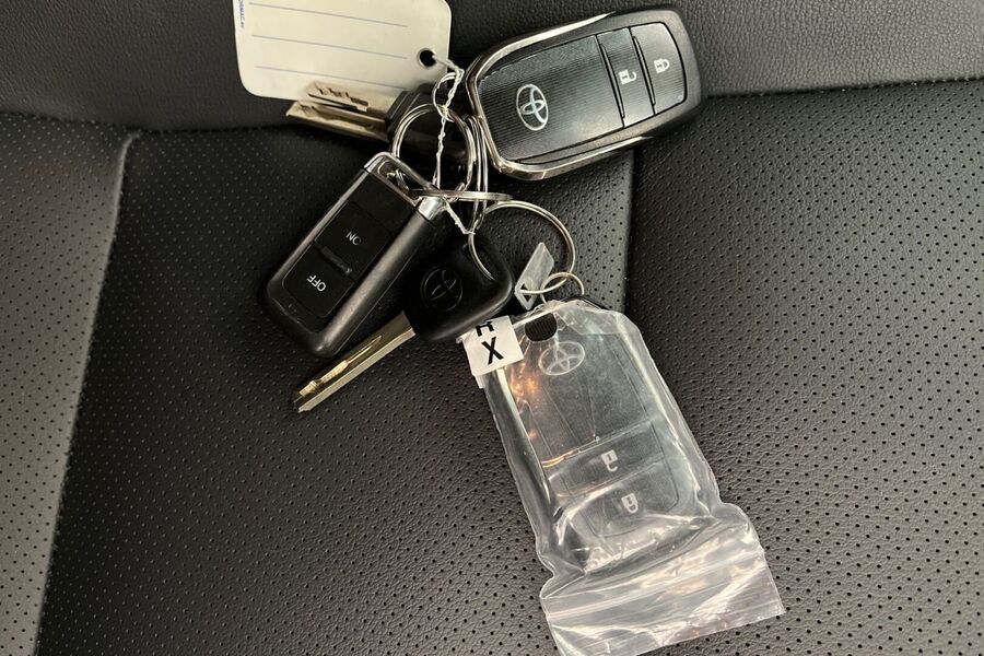 Toyota Hilux vaihtoauto