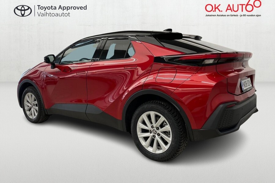 Toyota C-HR vaihtoauto