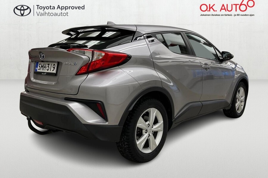 Toyota C-HR vaihtoauto