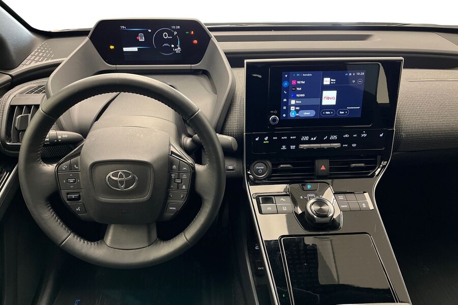 Toyota bZ4X vaihtoauto