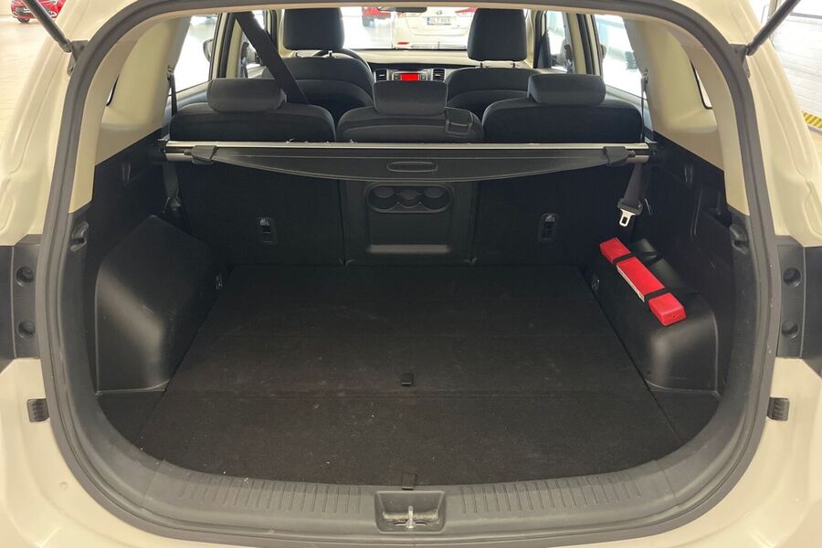 Kia Carens vaihtoauto