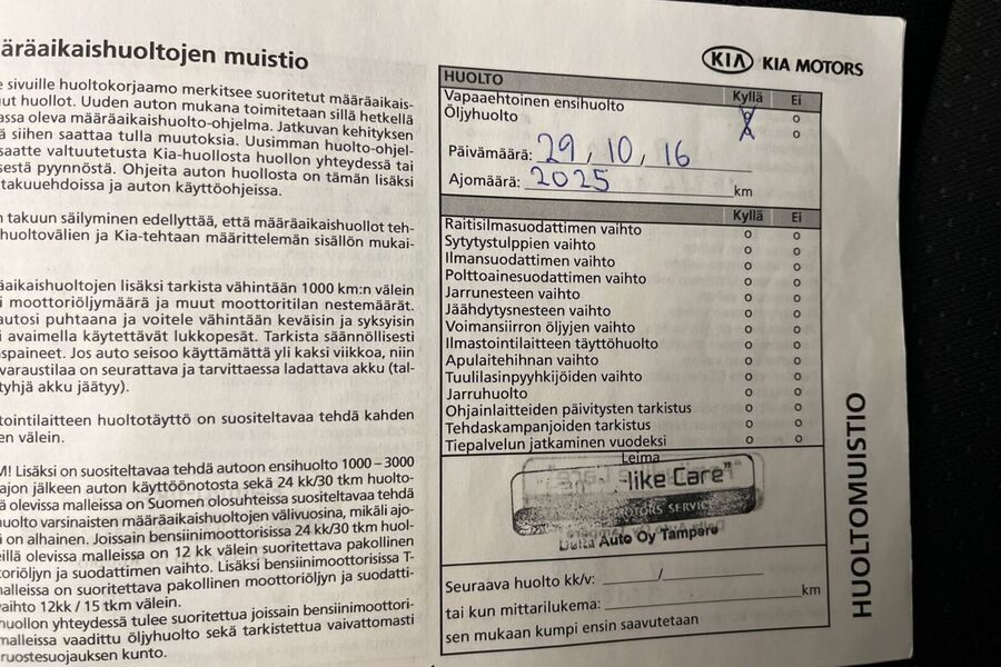 Kia Carens vaihtoauto