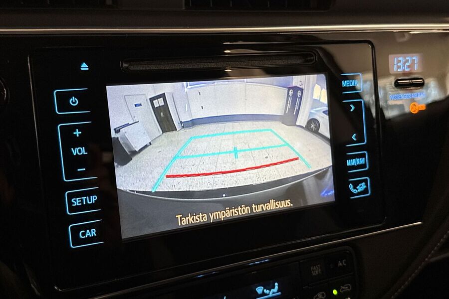 Toyota Auris vaihtoauto