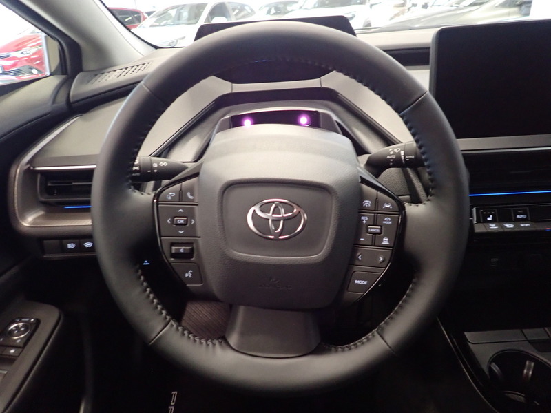 Toyota Prius Plug-in vaihtoauto