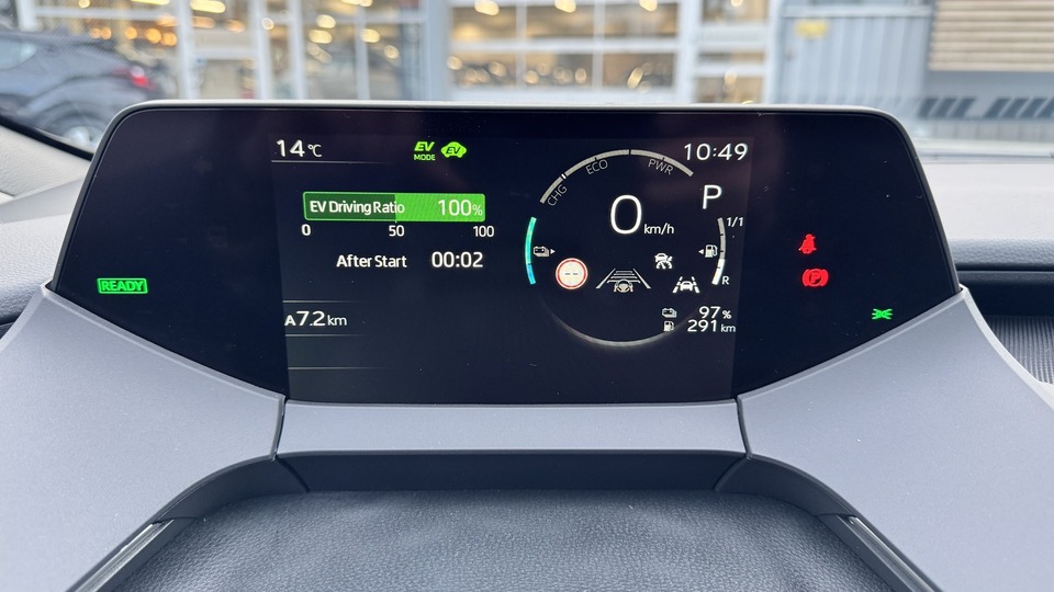 Toyota Prius Plug-in vaihtoauto