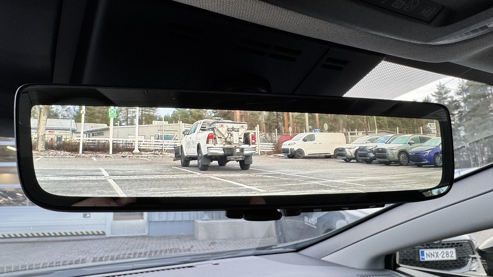 Toyota Prius Plug-in vaihtoauto