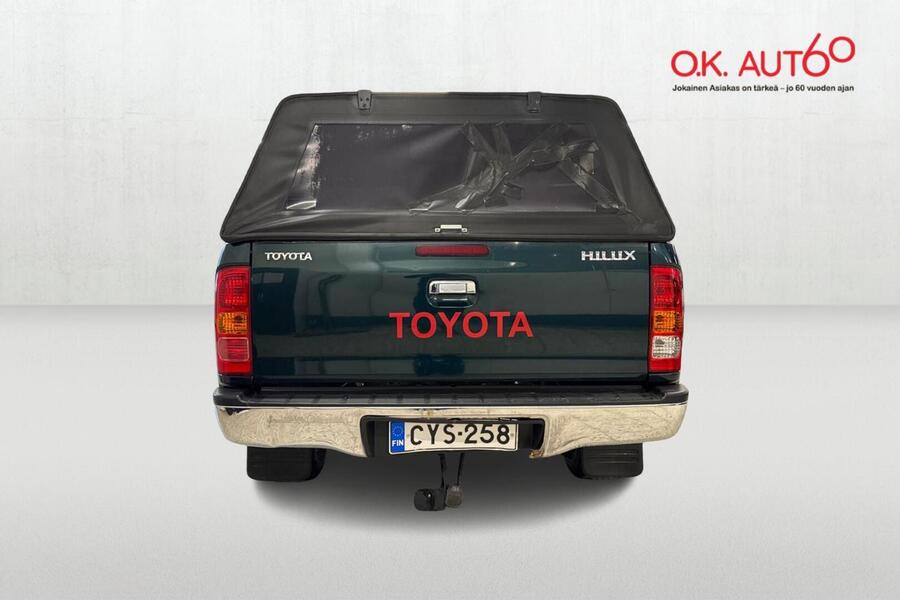 Toyota Hilux vaihtoauto