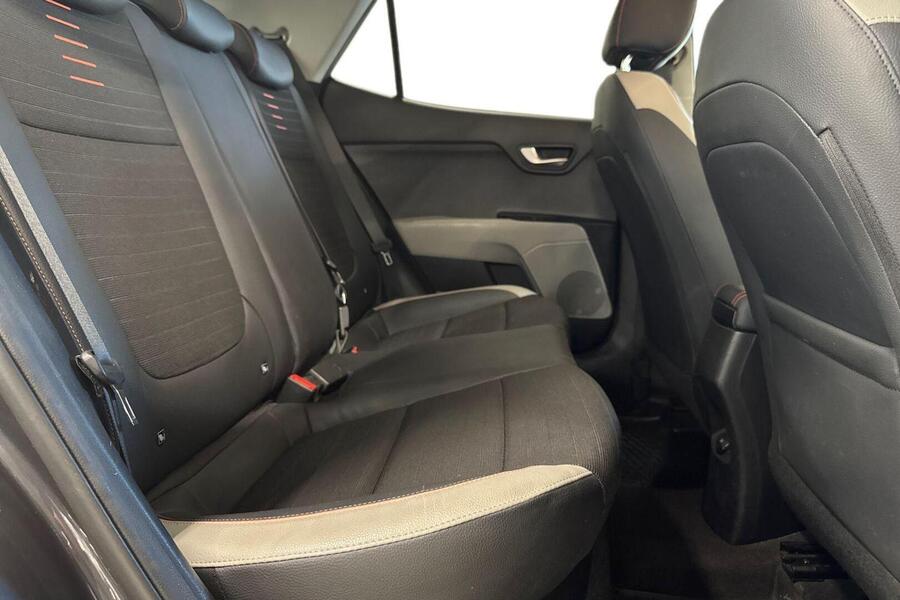 Kia Stonic vaihtoauto