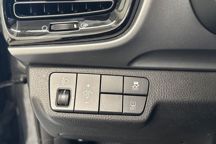 Kia Stonic vaihtoauto