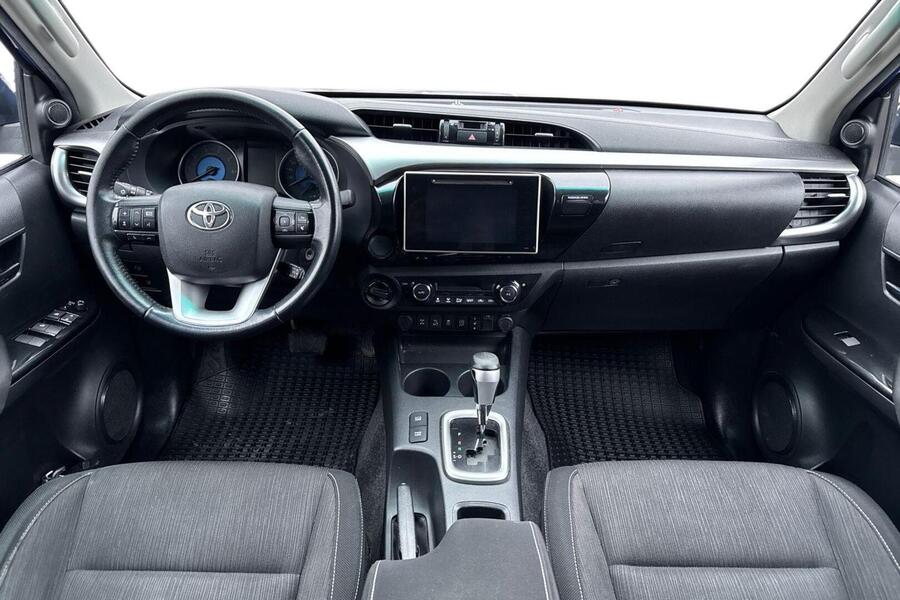 Toyota Hilux vaihtoauto