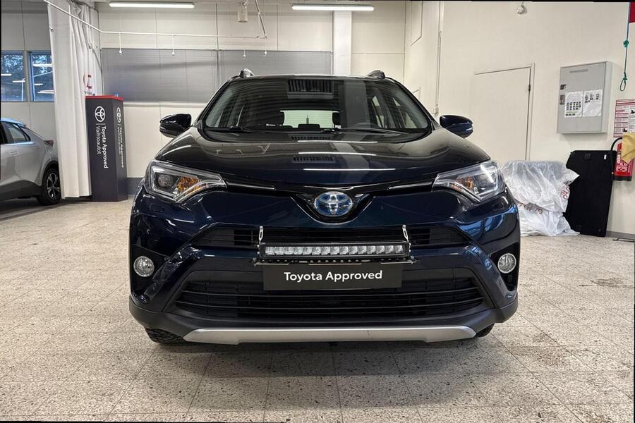 Toyota RAV4 vaihtoauto