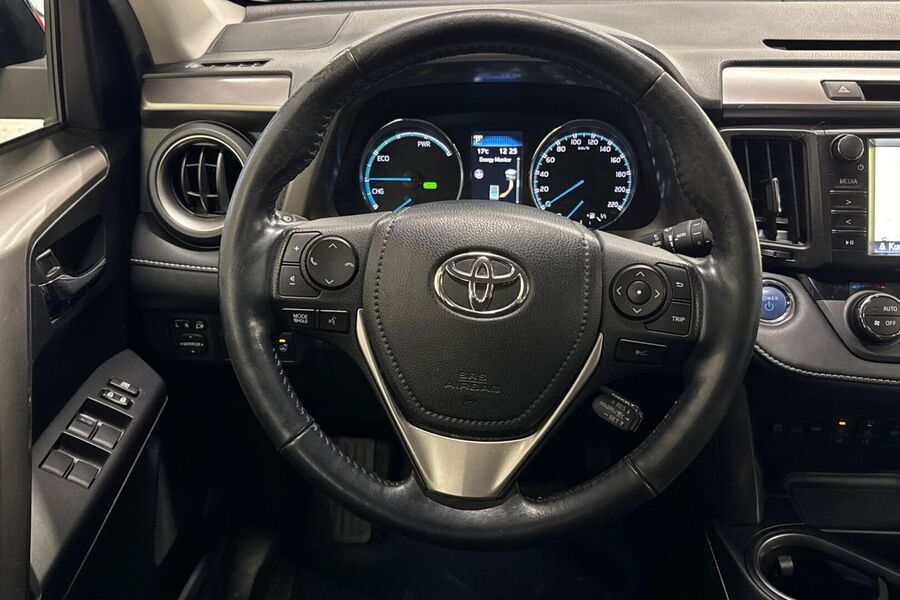 Toyota RAV4 vaihtoauto