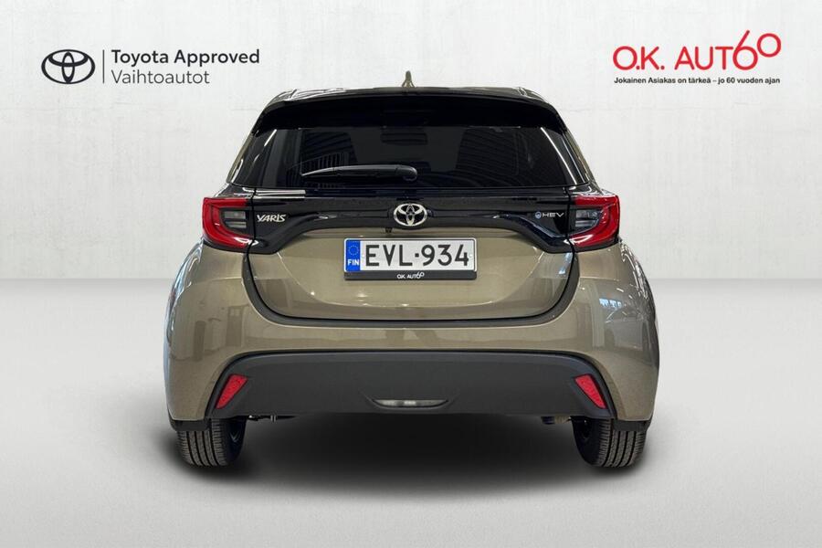 Toyota Yaris vaihtoauto