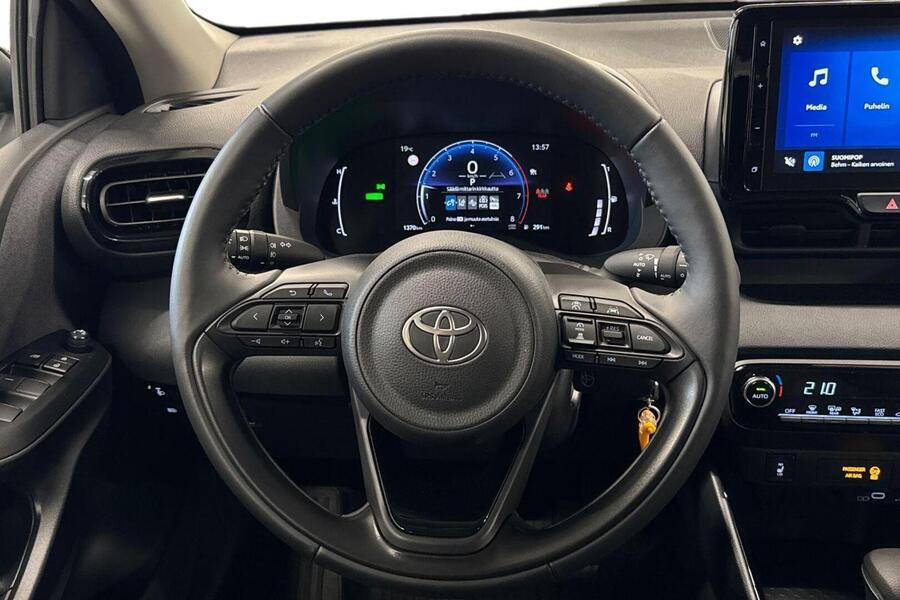 Toyota Yaris vaihtoauto