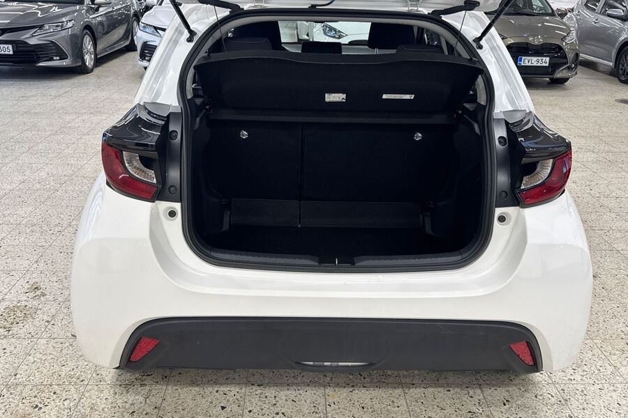 Toyota Yaris vaihtoauto