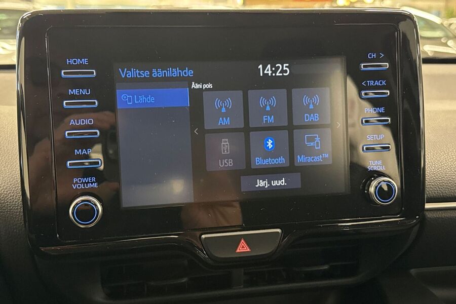 Toyota Yaris vaihtoauto