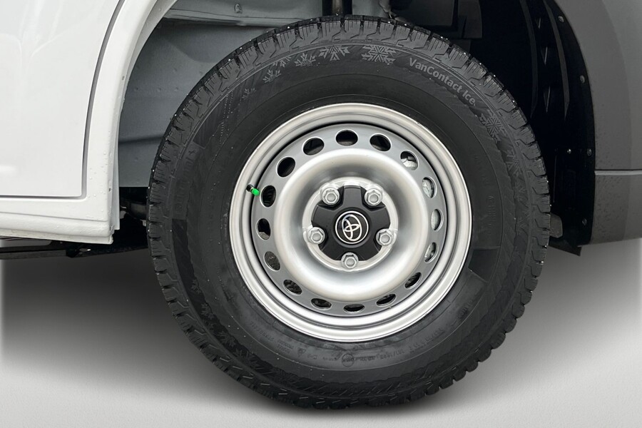 Toyota Proace MAX vaihtoauto