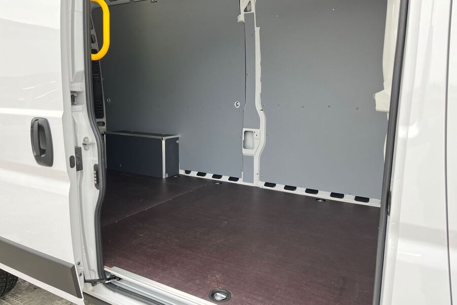 Toyota Proace MAX vaihtoauto