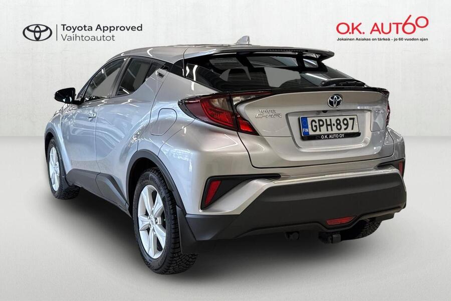 Toyota C-HR vaihtoauto