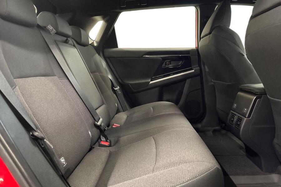 Toyota bZ4X vaihtoauto