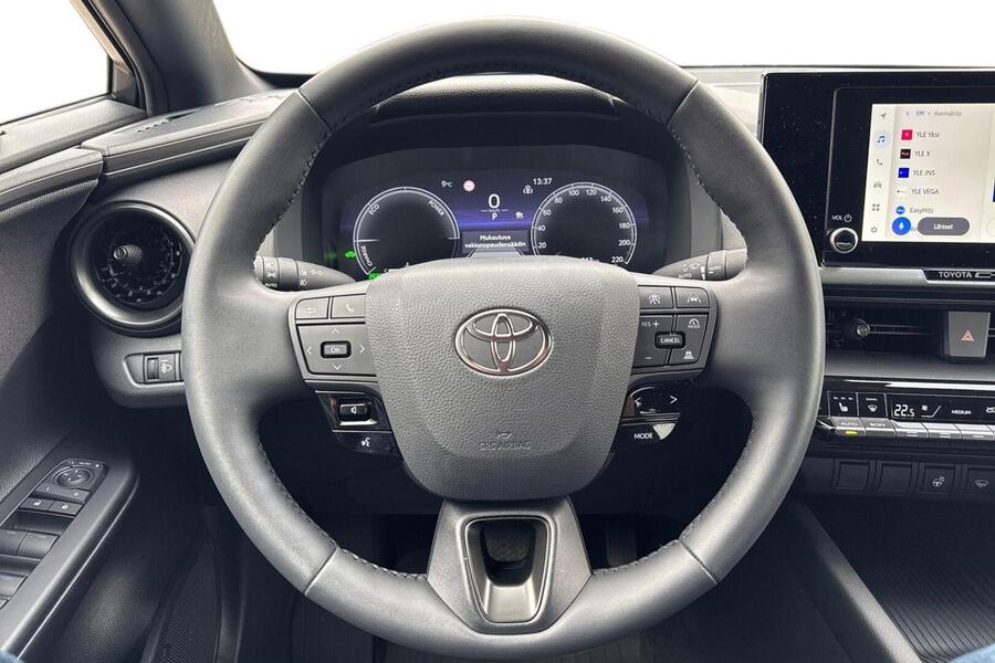 Toyota C-HR vaihtoauto
