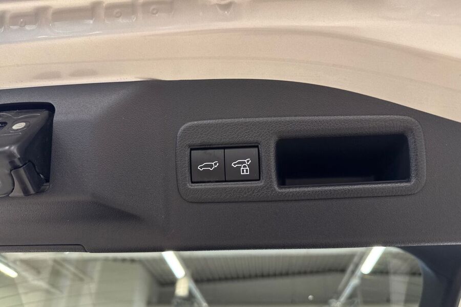 Toyota bZ4X vaihtoauto