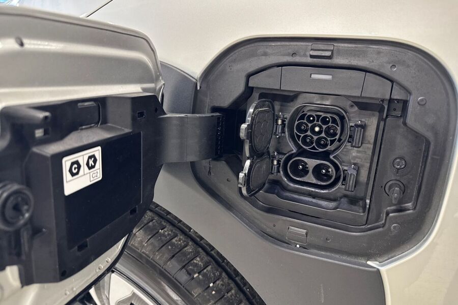 Toyota bZ4X vaihtoauto