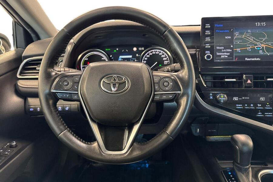 Toyota Camry vaihtoauto