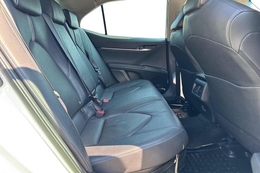 Toyota Camry vaihtoauto