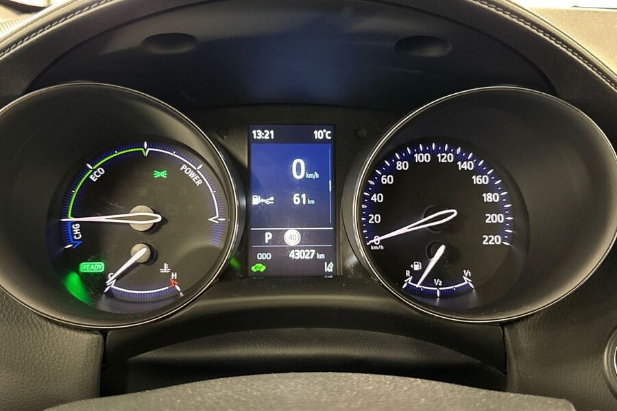 Toyota C-HR vaihtoauto