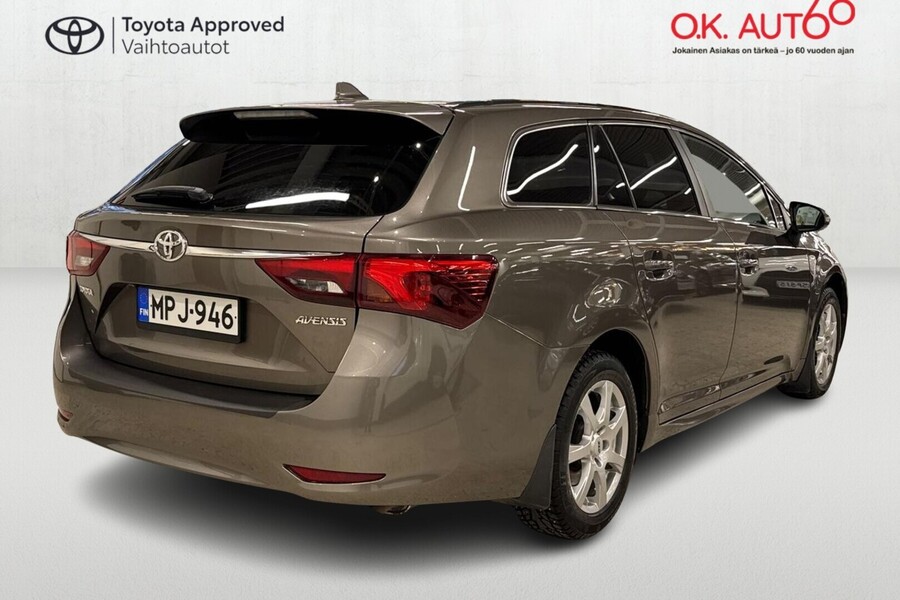 Toyota Avensis vaihtoauto